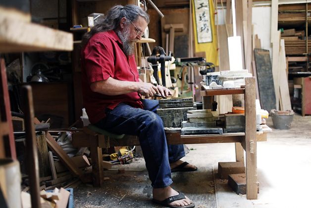 Jay Van Arsdale and Artists Using Japanese Hand Tools to Gather in Oakland